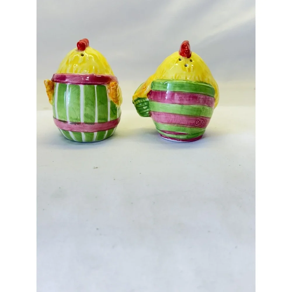 Vintage Ideal Home Range Easter Chicken Melamine Tray And Salt & Pepper Shakers